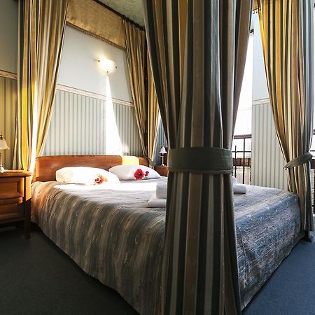 Fort Hotel Warszawa Eksteriør bilde