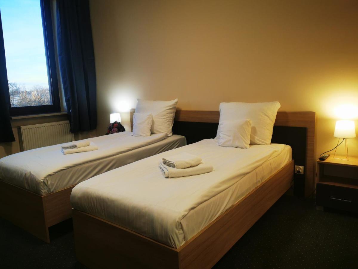 Fort Hotel Warszawa Eksteriør bilde