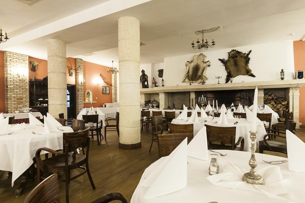 Fort Hotel Warszawa Eksteriør bilde